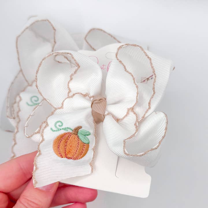 Heirloom Pumpkin Embroidered Bow