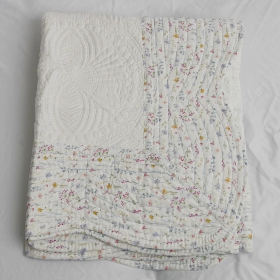 Wildflower Trim Quilt