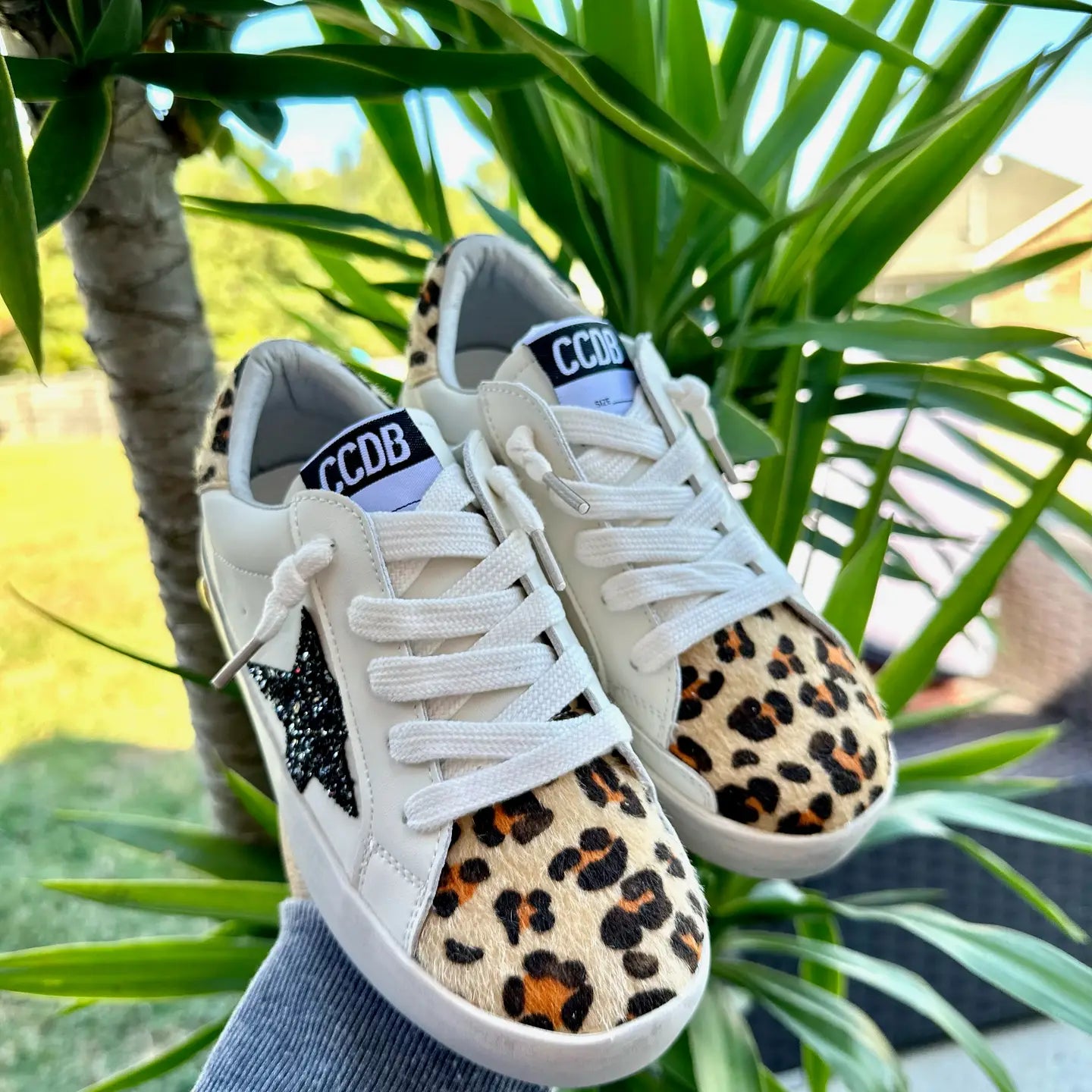 Black Glitter Star w/Cheetah Sneakers