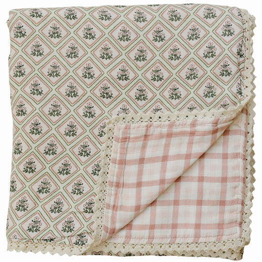Country Garden Floral Muslin Quilt