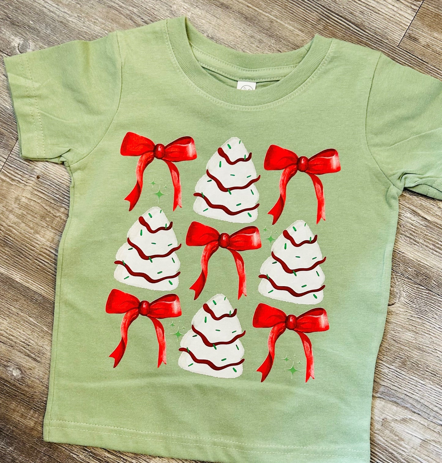 Mommy & Me-Christmas Tree Cakes/Bows Tee (Me Size)