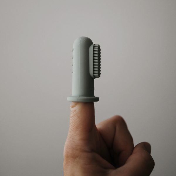Finger Toothbrush (tradewinds/stone)