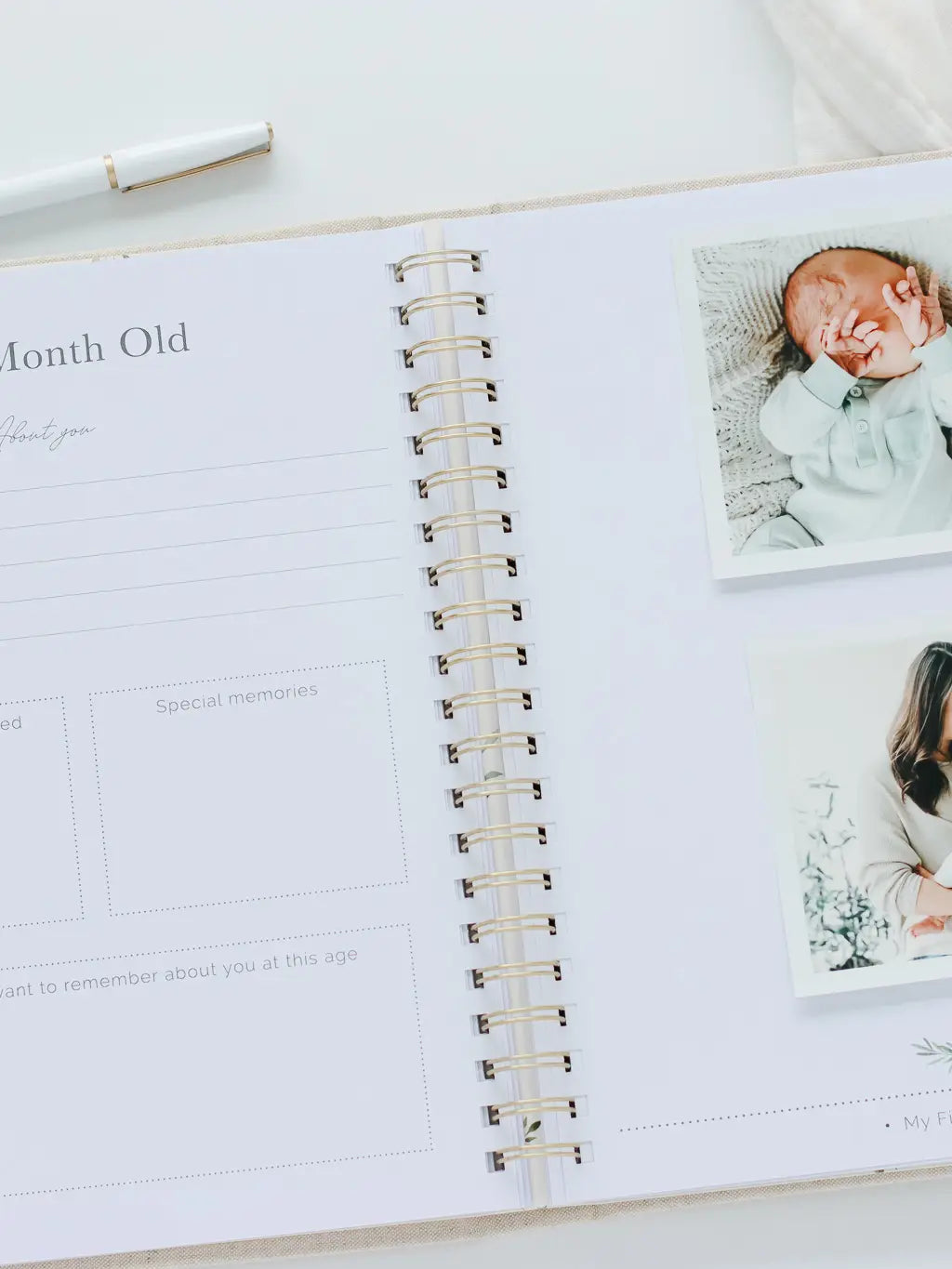 Baby Book - Memory book + keepsake box (Sand)